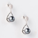 Boucles d'oreilles en argent rhodié, zircons et perle